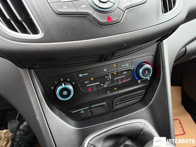 Ford C-MAX 38 interauto-car
