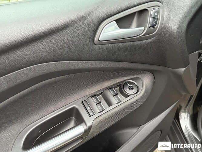 Ford C-MAX 32 interauto-car