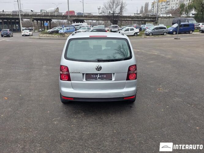 Volkswagen Touran 30 interauto-car