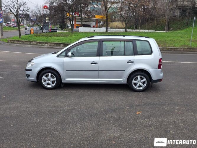 Volkswagen Touran 28 interauto-car