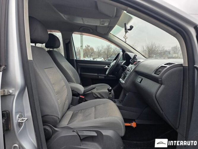 Volkswagen Touran 34 interauto-car