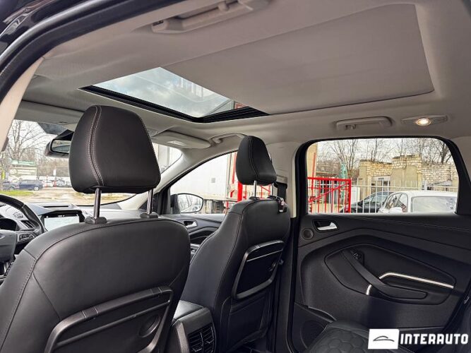 Ford Kuga 58 interauto-car