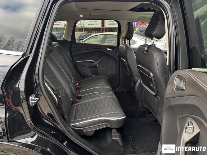 Ford Kuga 59 interauto-car