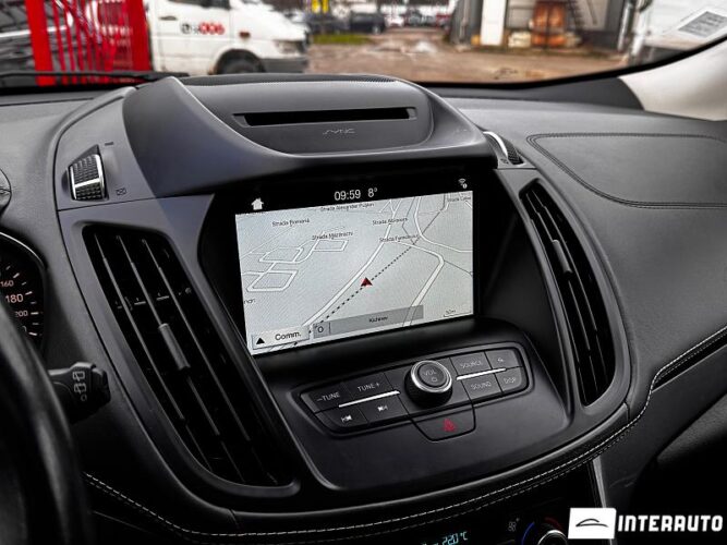 Ford Kuga 49 interauto-car