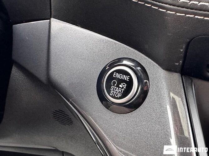 Ford Kuga 51 interauto-car