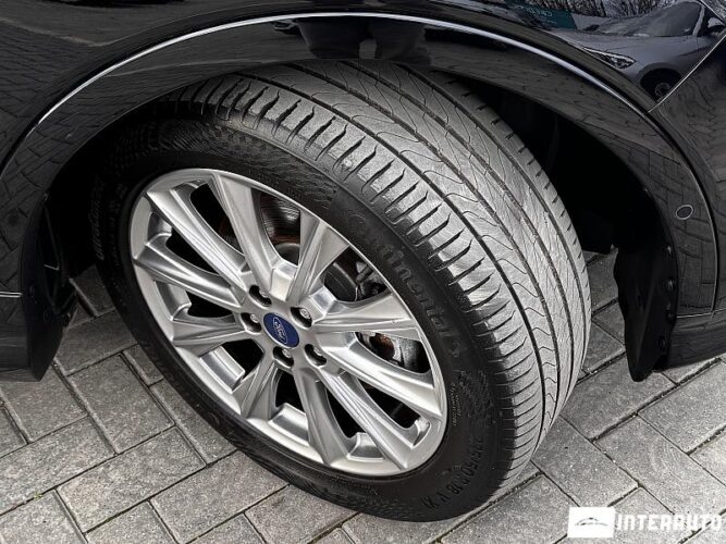 Ford Kuga 63 interauto-car