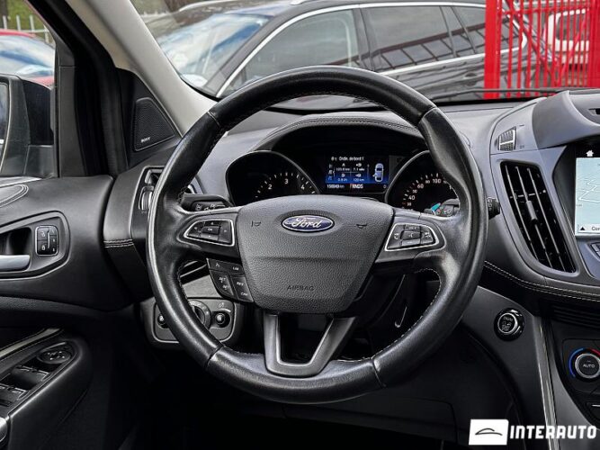Ford Kuga 46 interauto-car