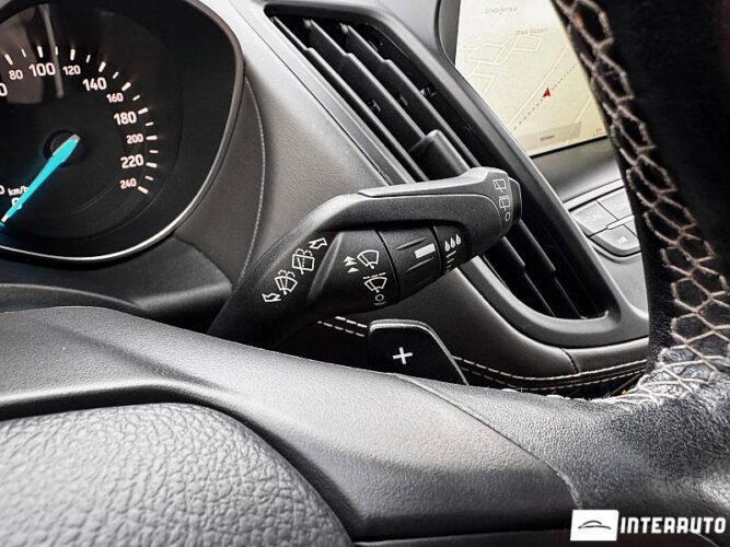 Ford Kuga 55 interauto-car