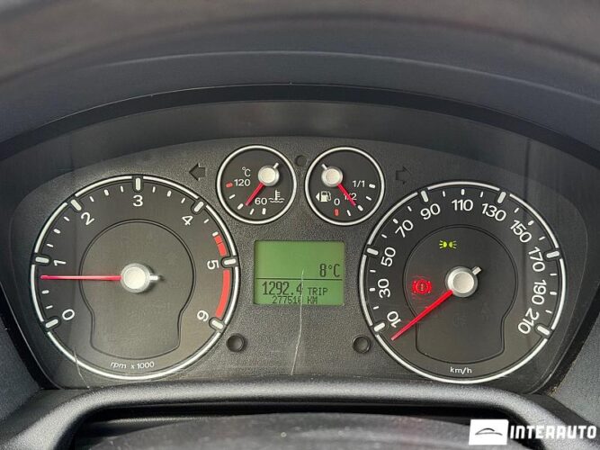 Ford Fusion 36 interauto-car