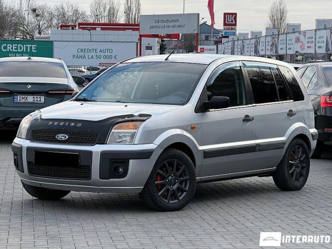 Ford Fusion 29 interauto-car