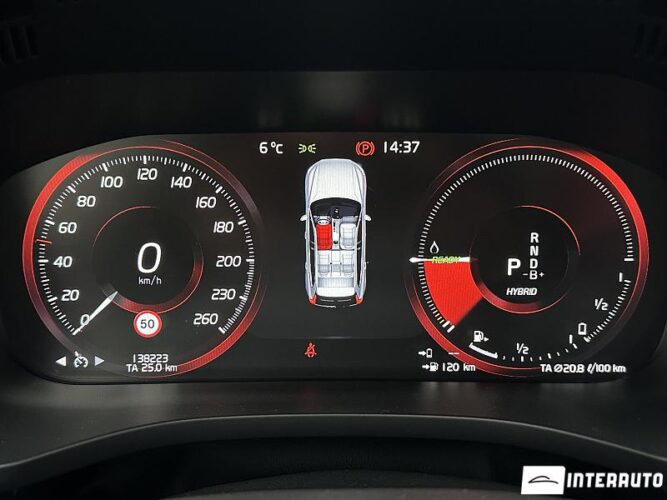 Volvo XC 60 41 interauto-car