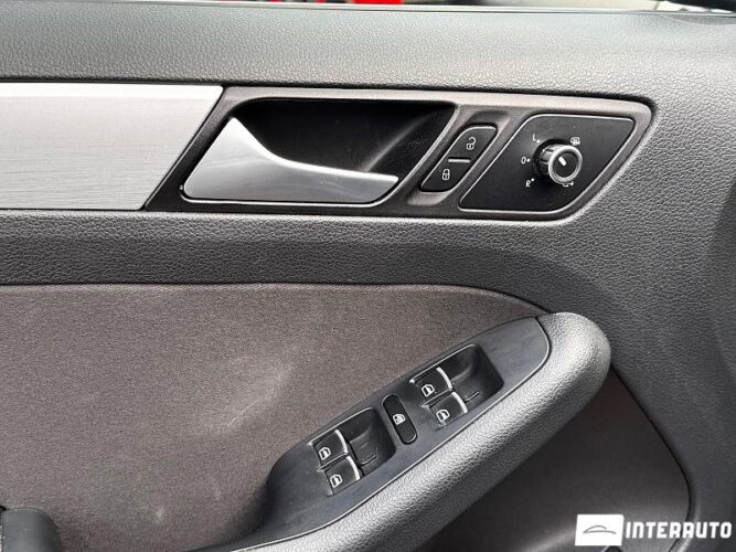 Volkswagen Jetta 45 interauto-car