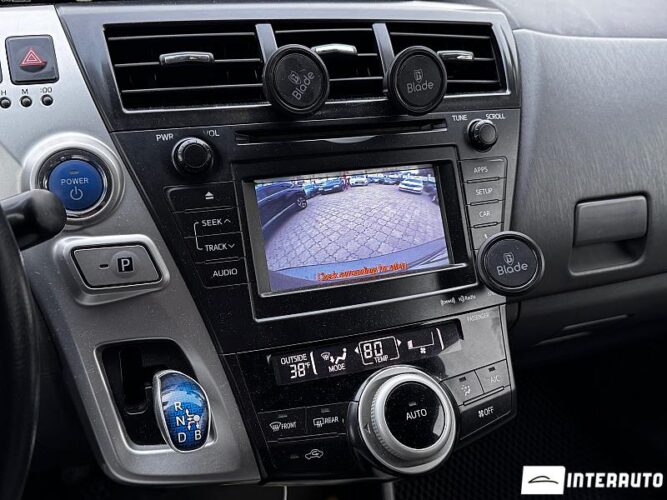 Toyota Prius 39 interauto-car