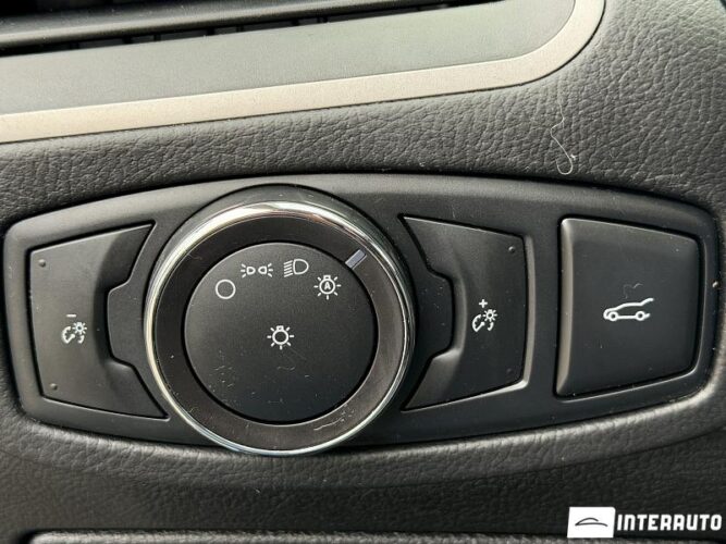 Ford Edge 41 interauto-car