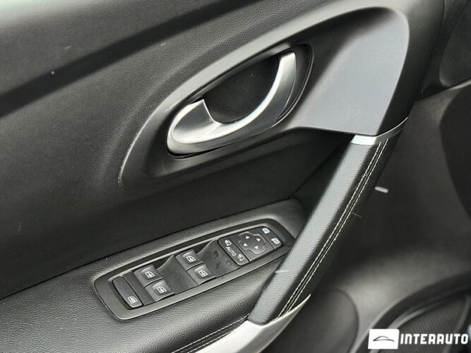 Renault Kadjar 36 interauto-car