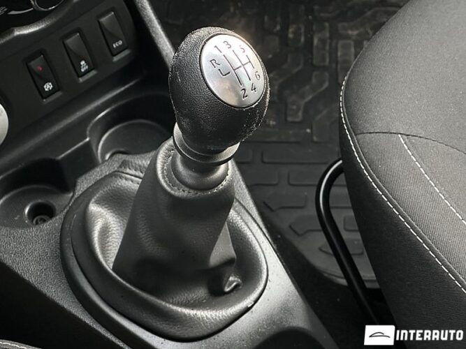 Dacia Duster 39 interauto-car