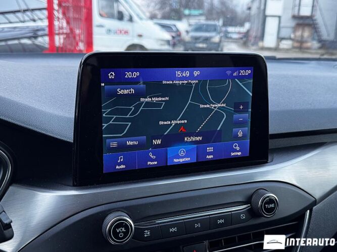 Ford Focus 42 interauto-car