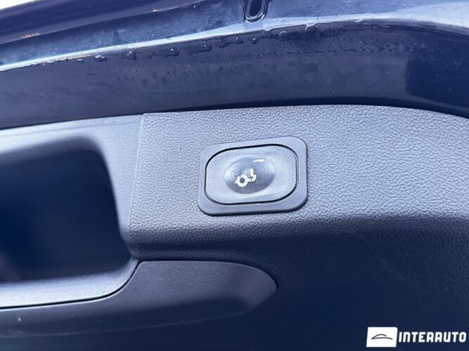 Ford Focus 49 interauto-car