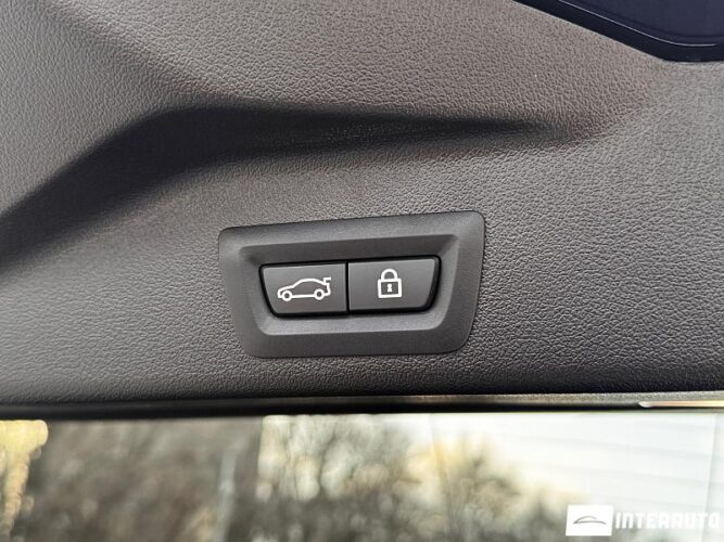 BMW X5 4.5e 53 interauto-car