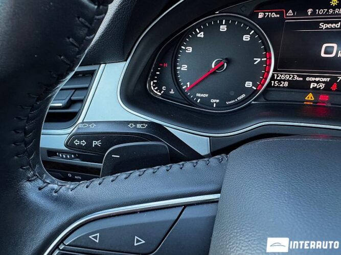 Audi Q7 59 interauto-car