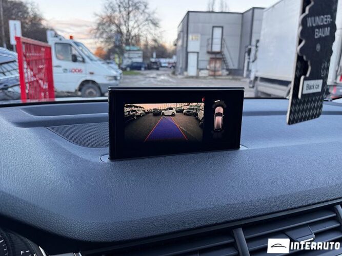 Audi Q7 47 interauto-car