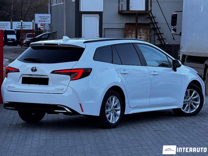 Toyota Corolla 33 interauto-car