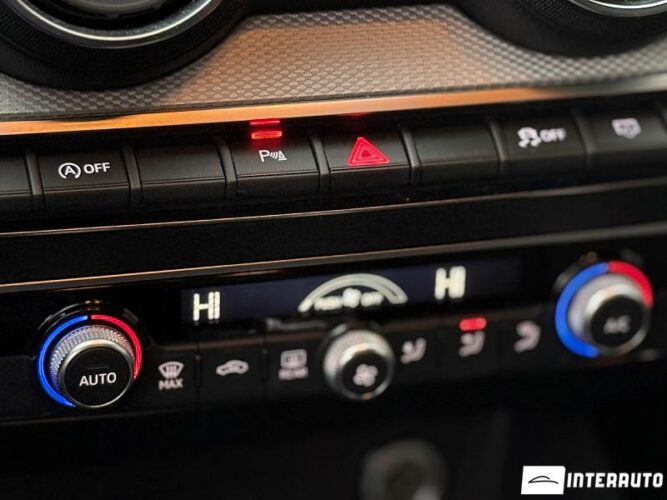 Audi Q2 41 interauto-car