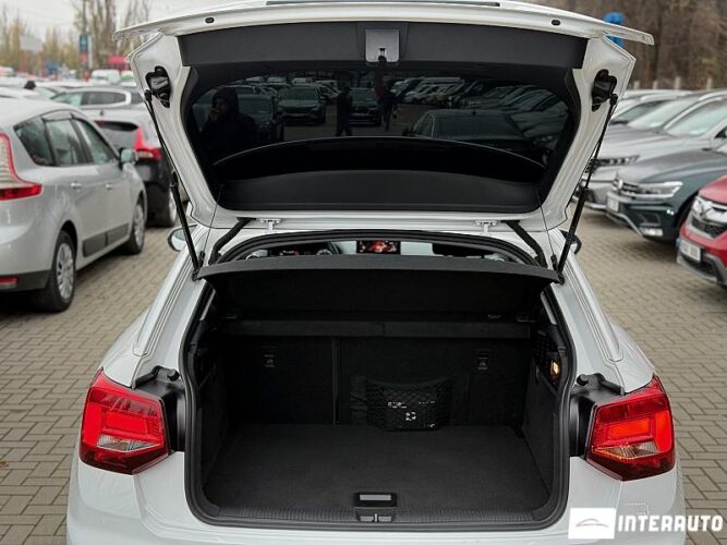 Audi Q2 47 interauto-car