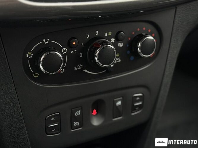 Dacia Sandero Stepway 40 interauto-car