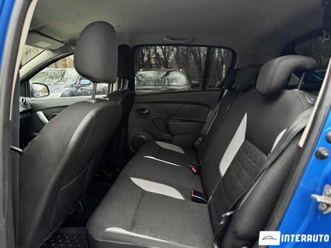 Dacia Sandero Stepway 43 interauto-car