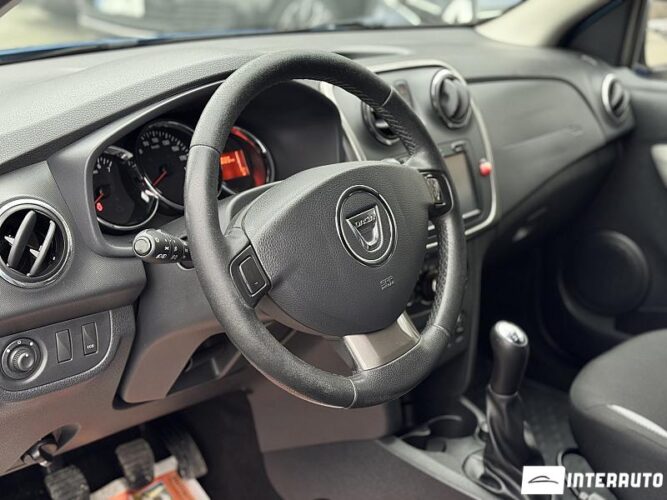 Dacia Sandero Stepway 35 interauto-car