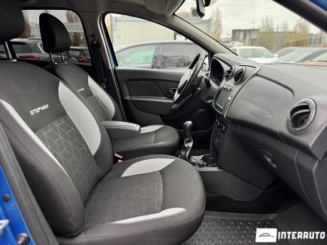 Dacia Sandero Stepway 45 interauto-car