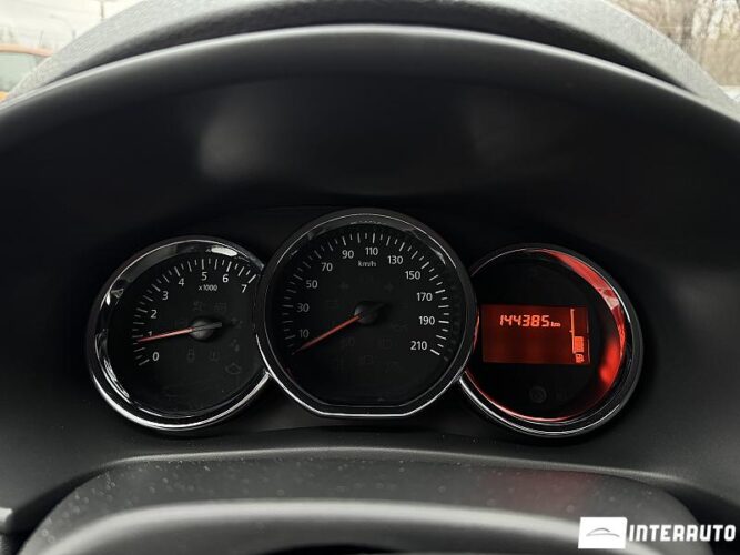 Dacia Sandero Stepway 38 interauto-car