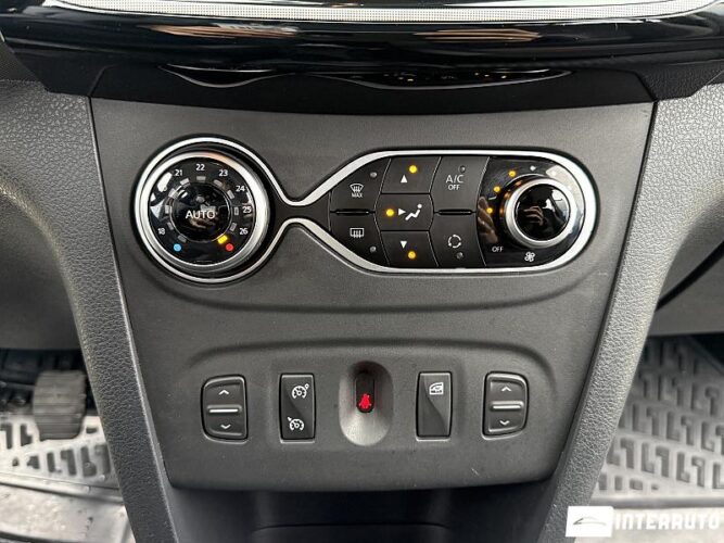 Dacia Sandero Stepway 41 interauto-car