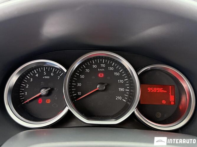 Dacia Sandero Stepway 38 interauto-car