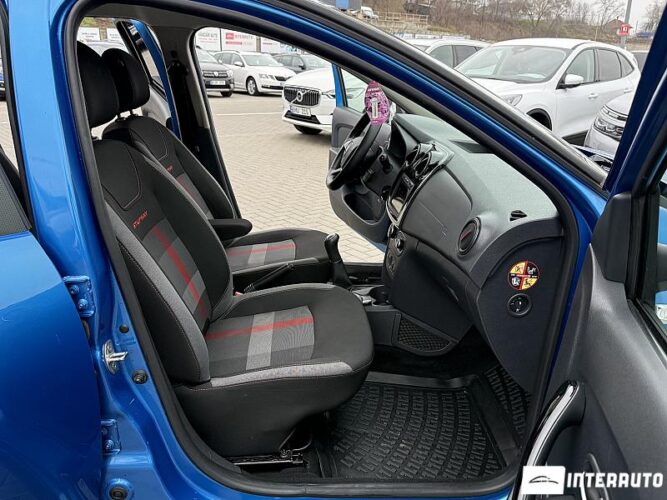 Dacia Sandero Stepway 45 interauto-car