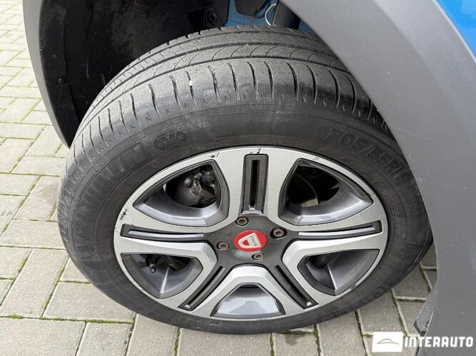 Dacia Sandero Stepway 46 interauto-car