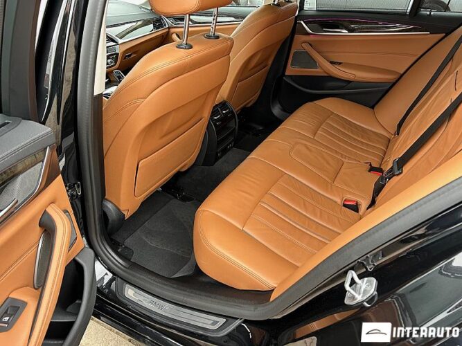 BMW 530e 51 interauto-car