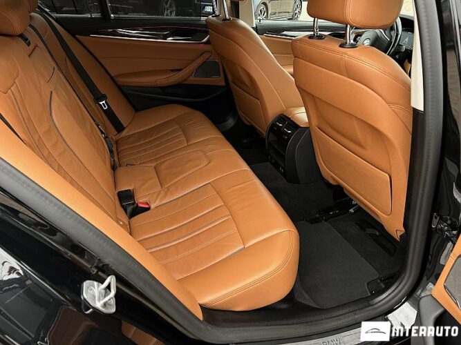 BMW 530e 53 interauto-car
