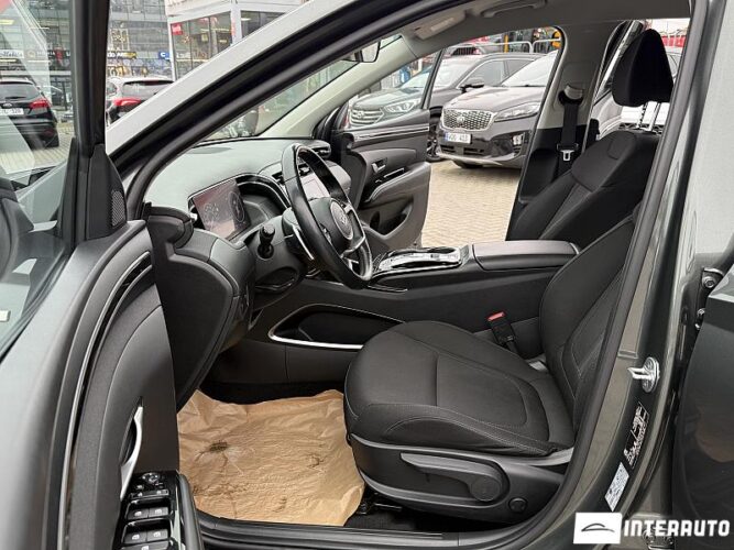 Hyundai Tucson 35 interauto-car