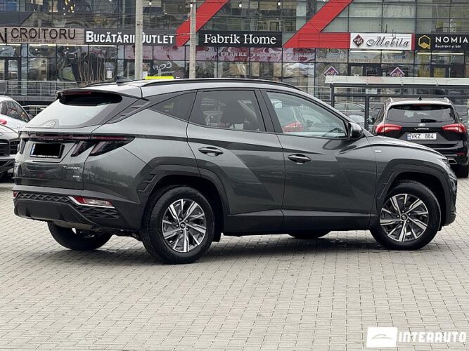 Hyundai Tucson 33 interauto-car