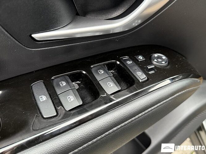 Hyundai Tucson 47 interauto-car