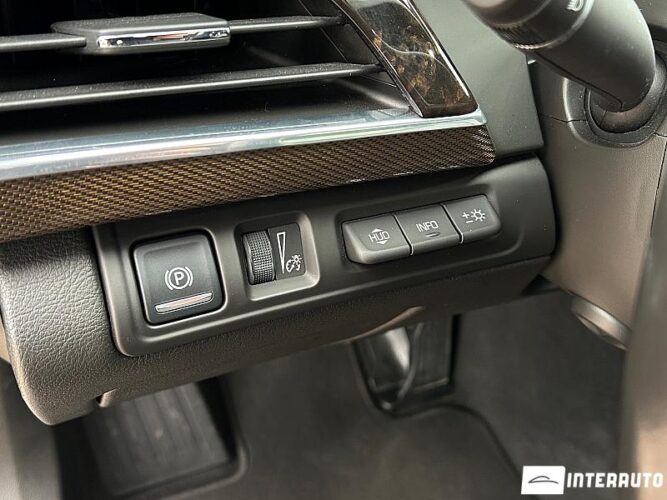 Cadillac CT6 51 interauto-car