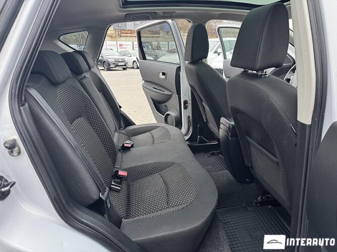 Nissan Qashqai 43 interauto-car