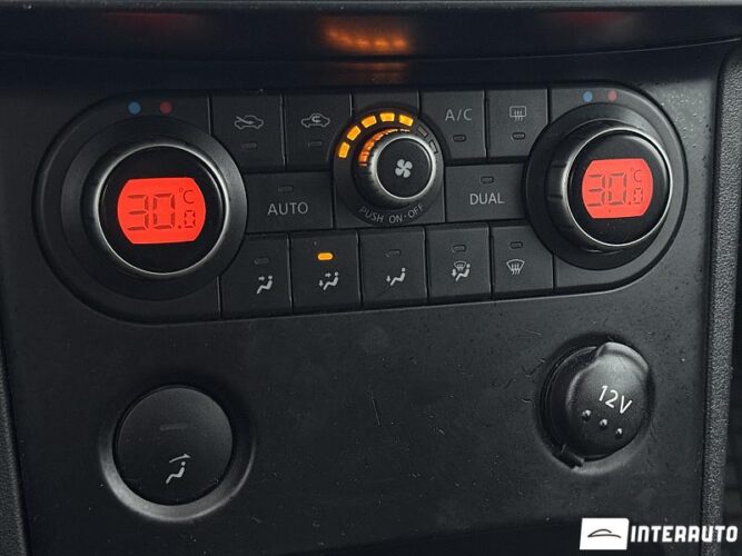 Nissan Qashqai 40 interauto-car