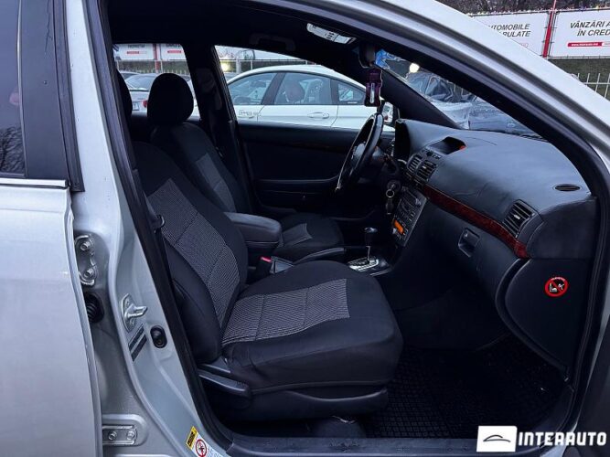 Toyota Avensis 41 interauto-car