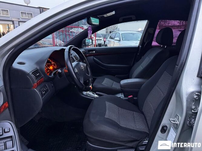 Toyota Avensis 33 interauto-car