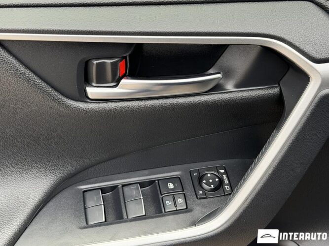 Toyota Rav-4 34 interauto-car