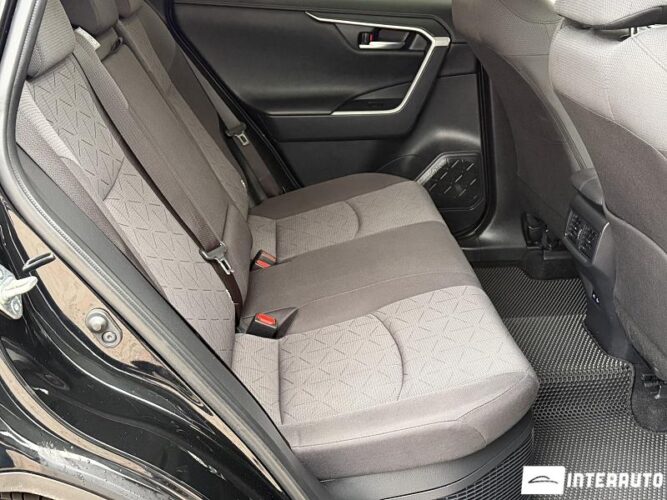 Toyota Rav-4 43 interauto-car