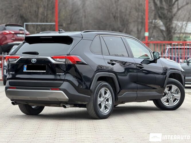 Toyota Rav-4 31 interauto-car